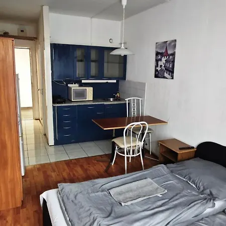 Apartment4you בודפשט